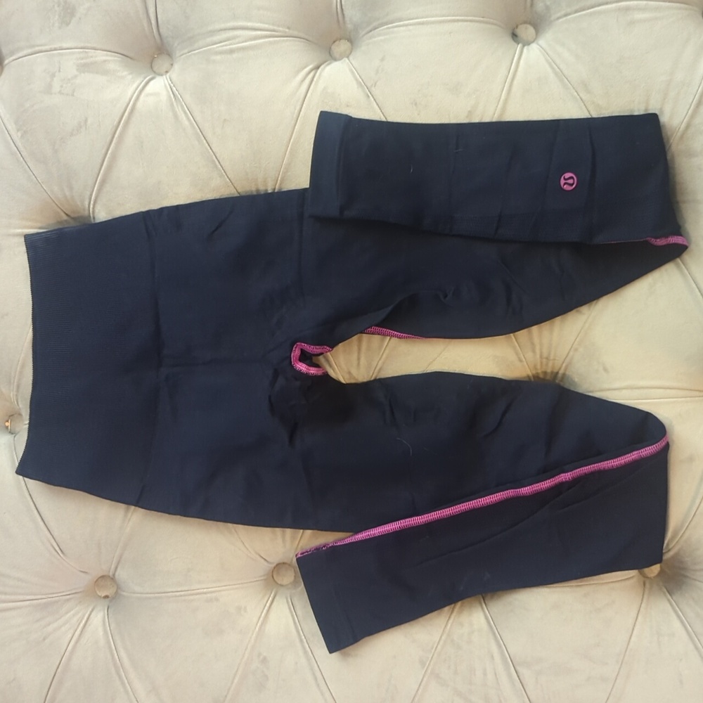 Lululemon Zone In Tight size 2